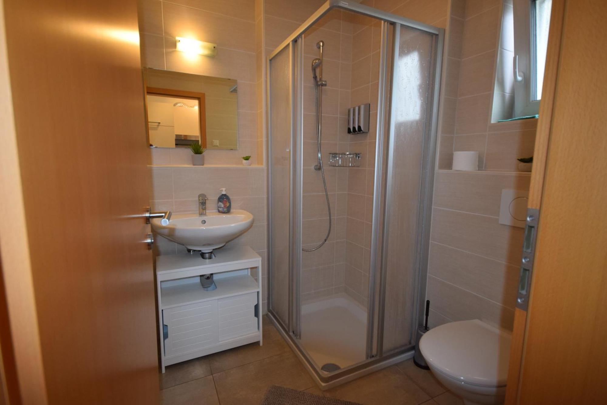 Nestwerk Komfort R23-12 - Balkon, Arbeitsplatz & Zentrumsnah Biberach an der Riss Ngoại thất bức ảnh